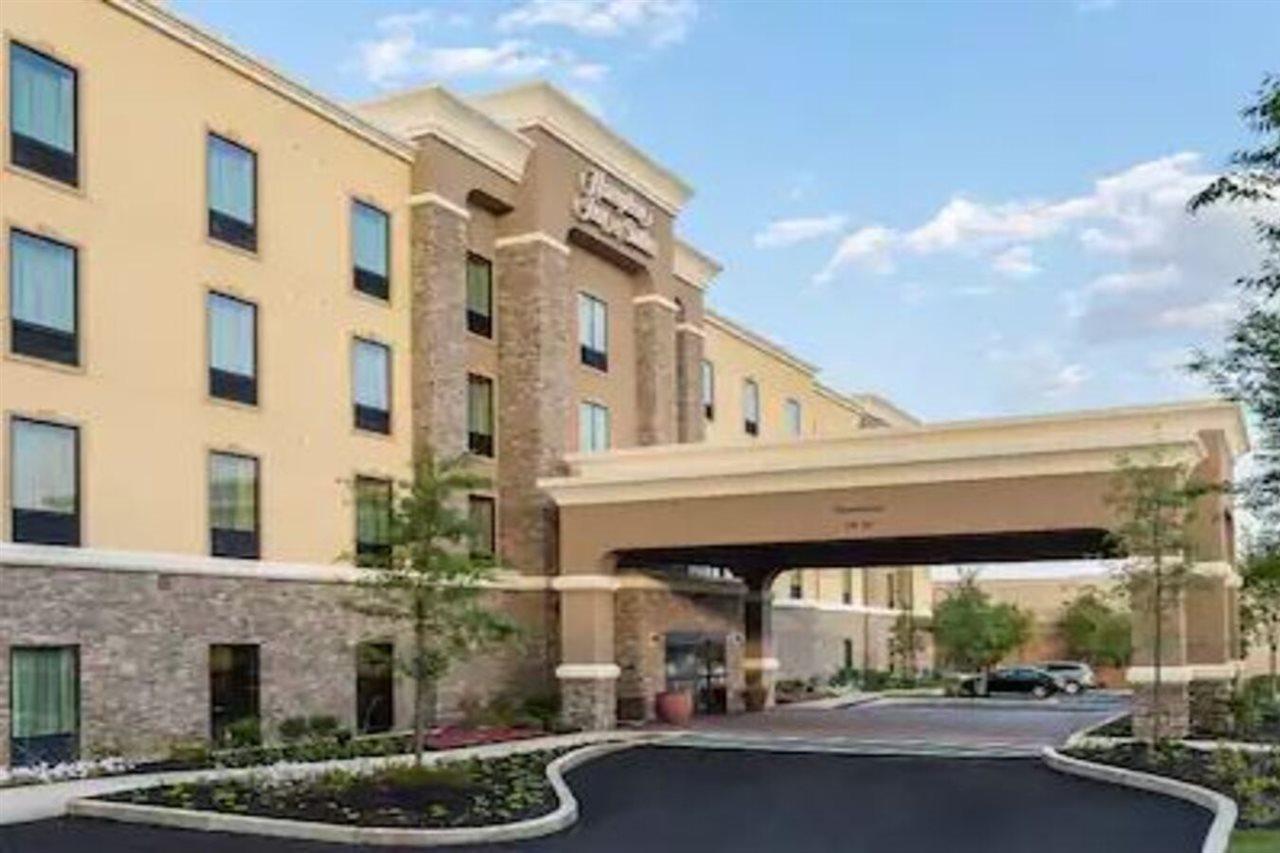Hampton Inn & Suites Philadelphia Montgomeryville North Wales Exterior photo