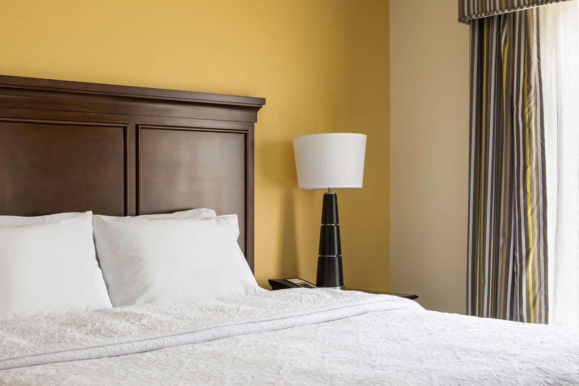 Hampton Inn & Suites Philadelphia Montgomeryville North Wales Exterior photo
